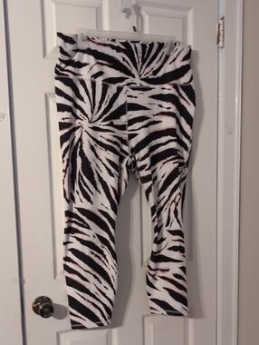 Fabletics Black and White Zebra Print Leggings